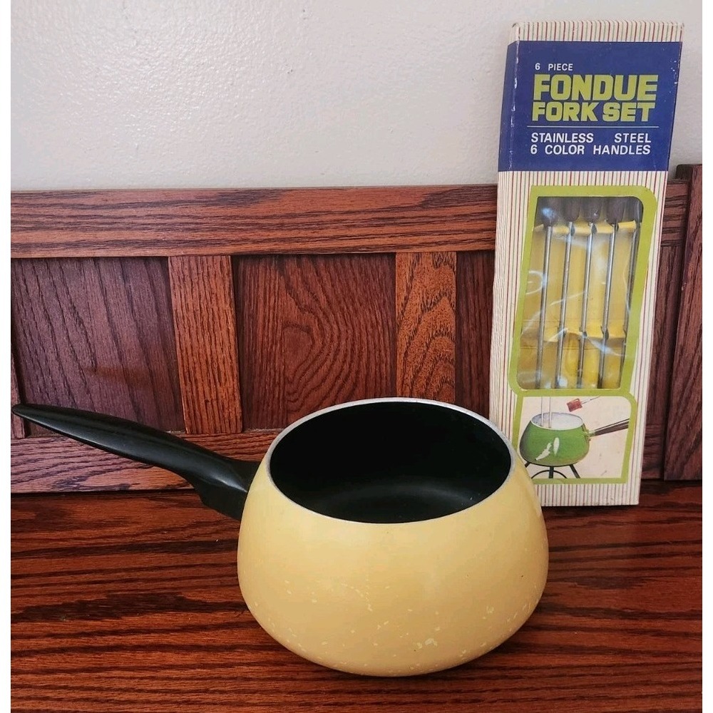 Vintage Oster Harvest Fondue Pot And Set Of‎ Six Forks MCM
